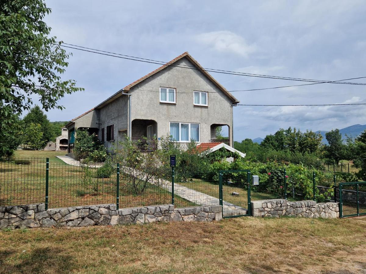 Apartman Lana Kijevo Экстерьер фото