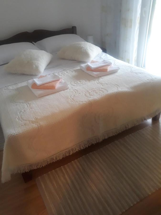 Apartman Lana Kijevo Экстерьер фото