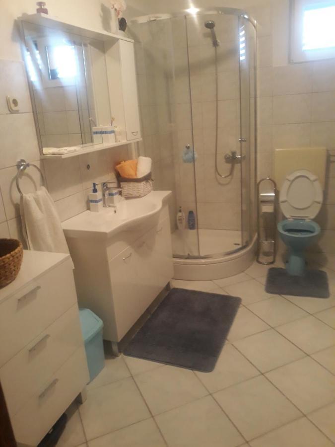 Apartman Lana Kijevo Экстерьер фото